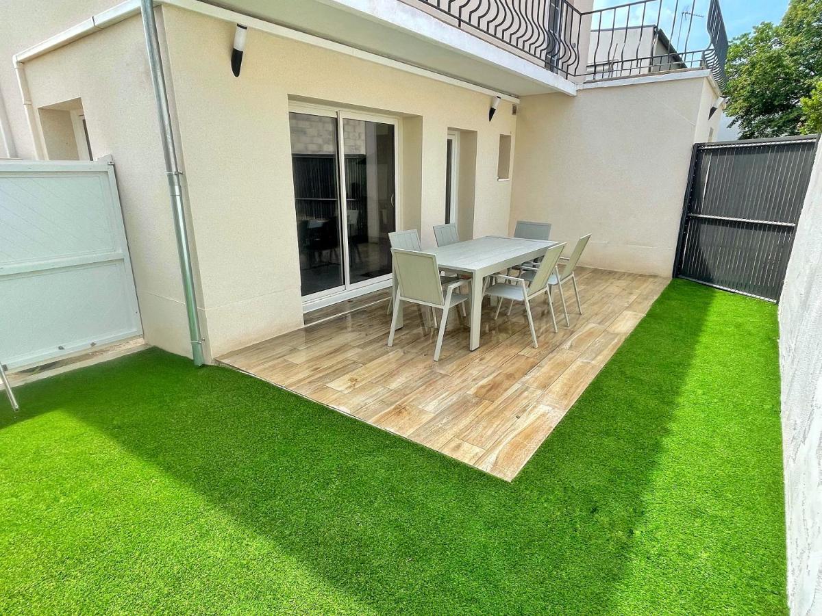 Les Appartements Du Carnot - Terrasses Et Jardins La Rochelle  Eksteriør billede