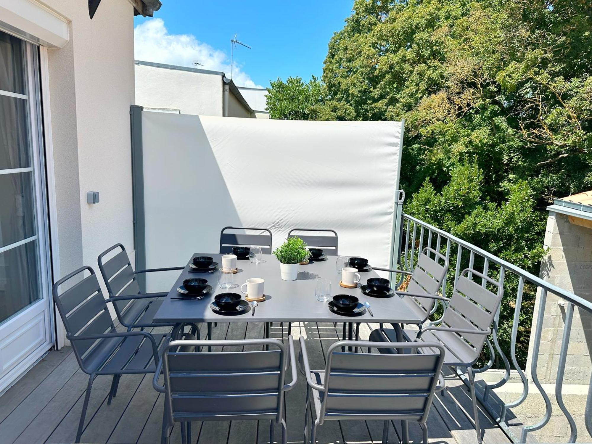 Les Appartements Du Carnot - Terrasses Et Jardins La Rochelle  Eksteriør billede